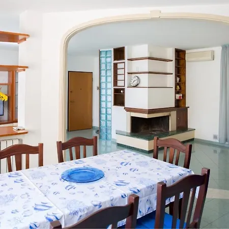 Ampio Ad In Centro Con Garage A Pochi Passi Dal Mare - Dei Bizantini * Otranto