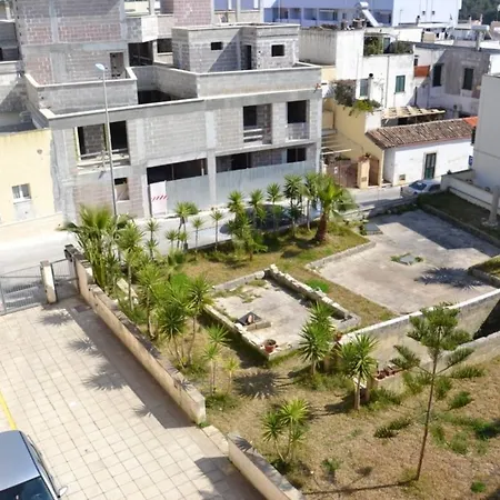 Ampio Ad In Centro Con Garage A Pochi Passi Dal Mare - Dei Bizantini * Otranto